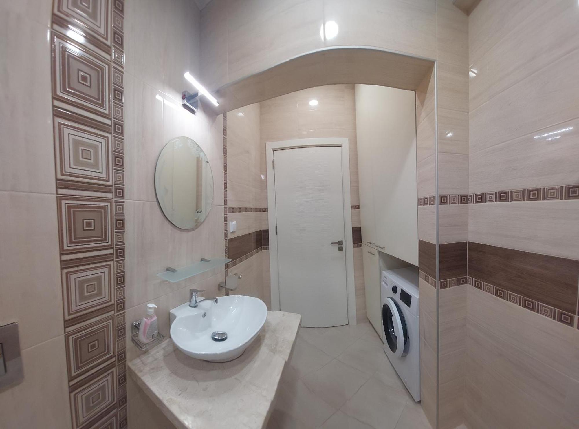 Апартамент Pink & Blue - 2Bdr With Balcony - Wi-Fi Warna Zewnętrze zdjęcie