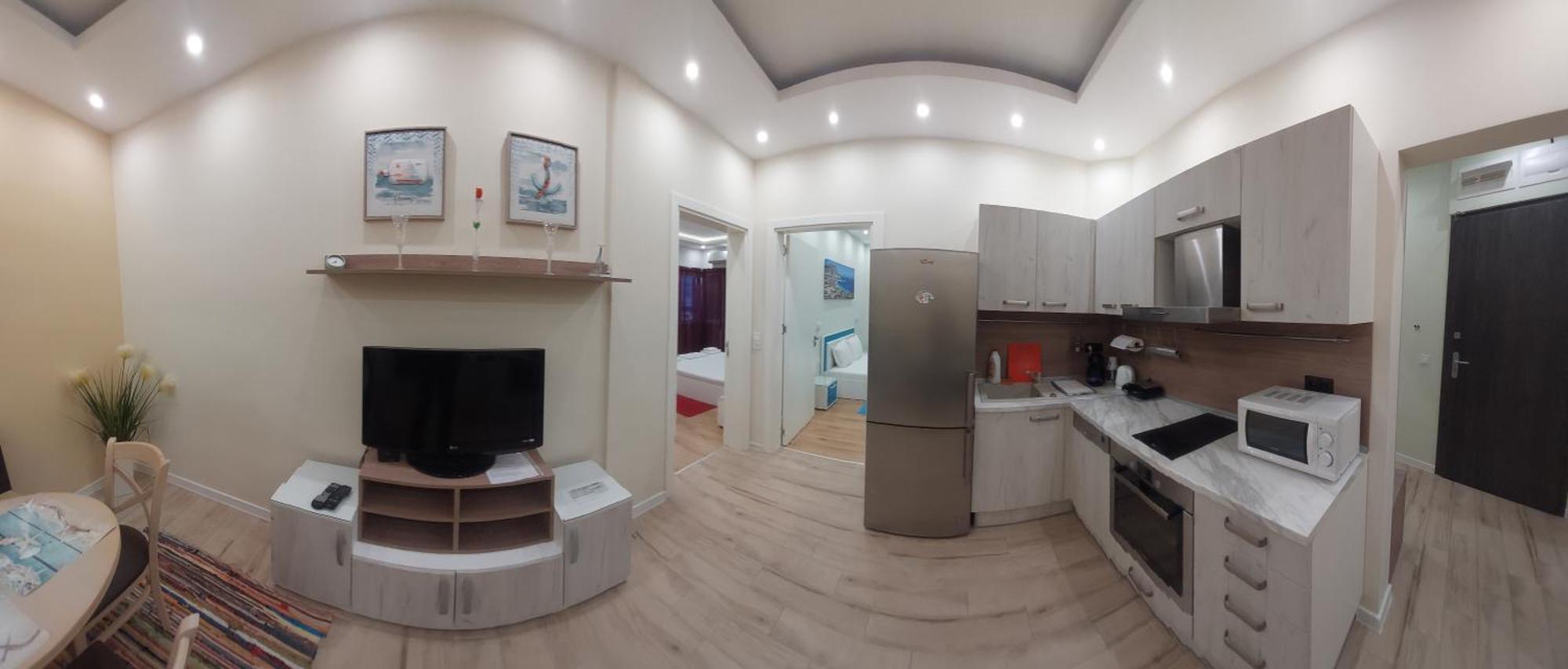 Апартамент Pink & Blue - 2Bdr With Balcony - Wi-Fi Warna Zewnętrze zdjęcie